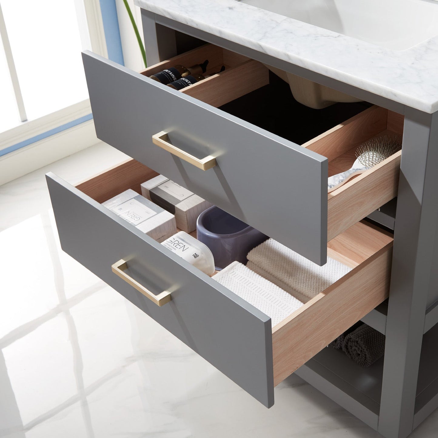 Altair Designs 30" single vanity with top - 532030-WH-CA