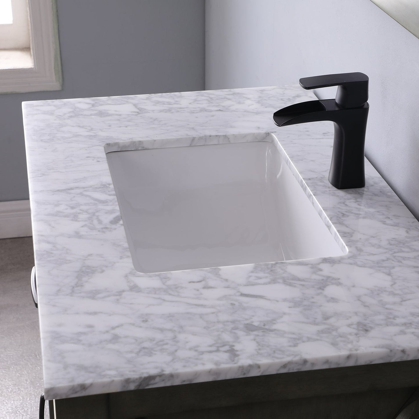 Altair Designs 36" single vanity with top - 535036-WH-CA